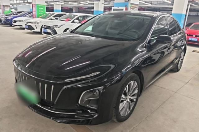 Used Hongqi E-QM5 2022 431 km Charge & Enjoy Edition