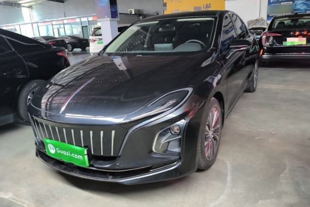 Used Hongqi E-QM5 2022 431 km Charge & Enjoy Edition