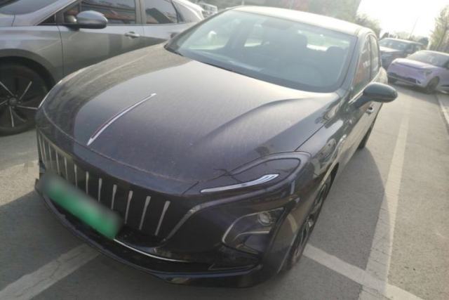 Used Hongqi E-QM5 2022 431 km Charge & Enjoy Edition