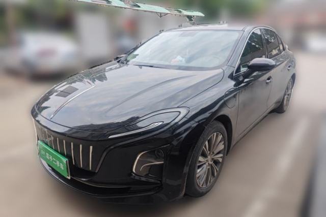 Used Hongqi E-QM5 2022 431 km Charge & Enjoy Edition