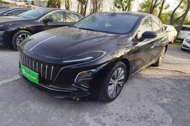 Used Hongqi E-QM5 2022 431 km Charge & Enjoy Edition