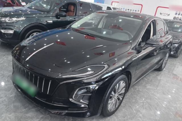Used Hongqi E-QM5 2022 431 km Charge & Enjoy Edition