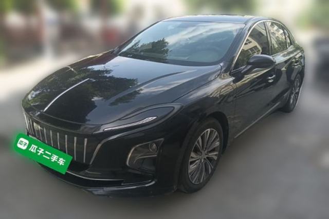 Used Hongqi E-QM5 2022 431 km Charge & Enjoy Edition
