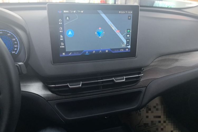 Used Hongqi E-QM5 2022 431 km Charge & Enjoy Edition Audio And AC Panel