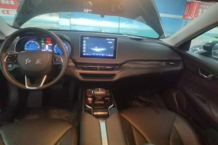 Used Hongqi E-QM5 2022 431 km Charge & Enjoy Edition Audio And AC Panel
