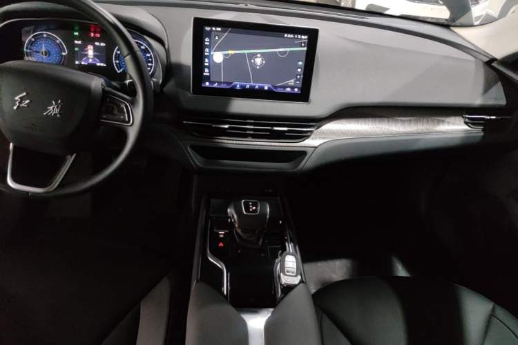 Used Hongqi E-QM5 2022 431 km Charge & Enjoy Edition Audio And AC Panel