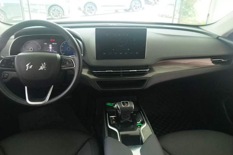 Used Hongqi E-QM5 2022 431 km Charge & Enjoy Edition Audio And AC Panel