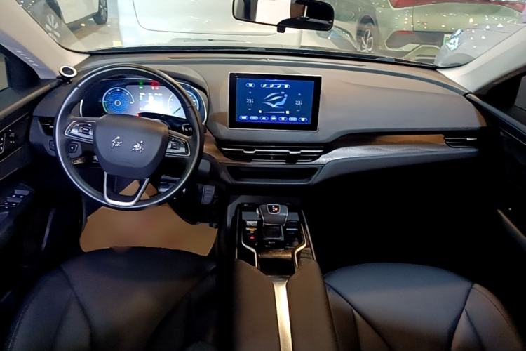 Used Hongqi E-QM5 2022 431 km Charge & Enjoy Edition Center Console