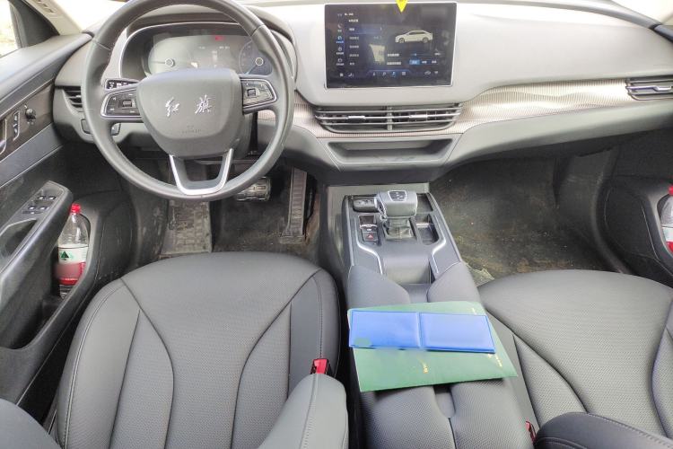 Used Hongqi E-QM5 2022 431 km Charge & Enjoy Edition Center Console