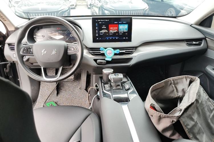 Used Hongqi E-QM5 2022 431 km Charge & Enjoy Edition Center Console