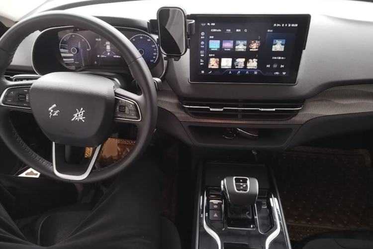 Used Hongqi E-QM5 2022 431 km Charge & Enjoy Edition Center Console