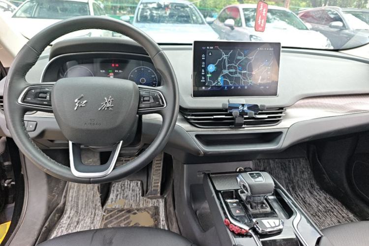 Used Hongqi E-QM5 2022 431 km Charge & Enjoy Edition Center Console
