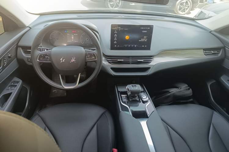 Used Hongqi E-QM5 2022 431 km Charge & Enjoy Edition Center Console