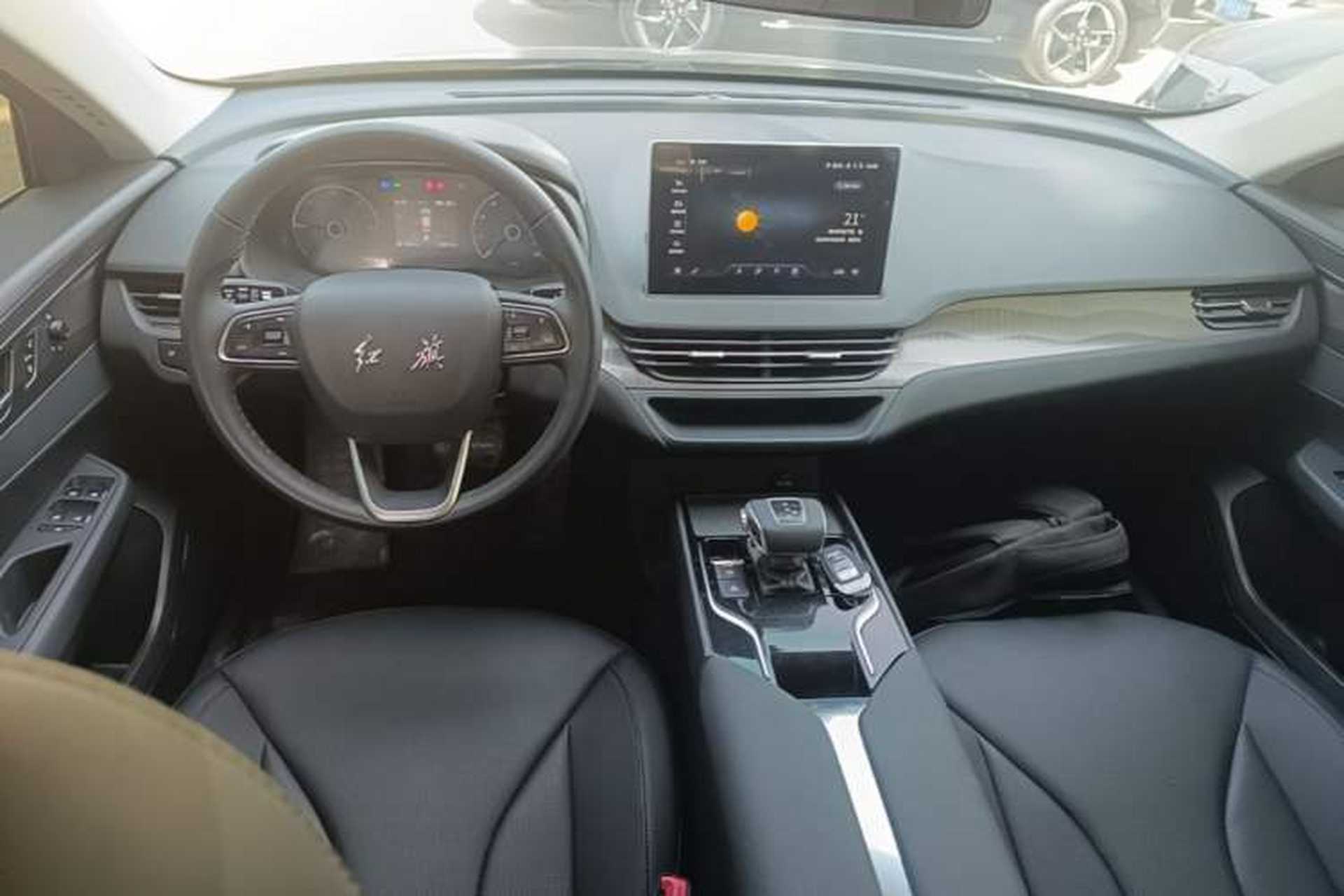 Used Hongqi E-QM5 2022 431 km Charge & Enjoy Edition Center Console