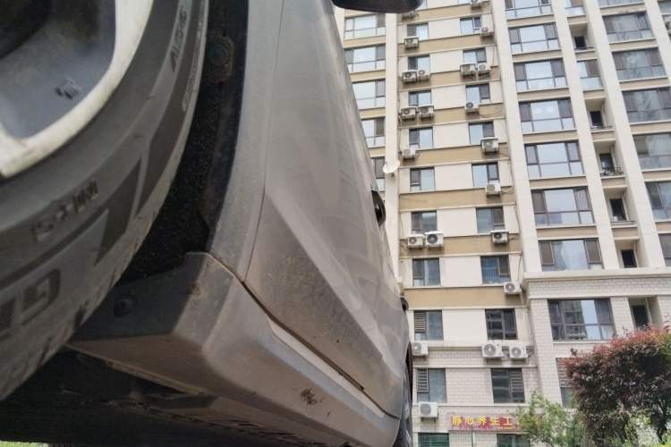 Used Hongqi E-QM5 2022 431 km Charge & Enjoy Edition Chassis Front Left