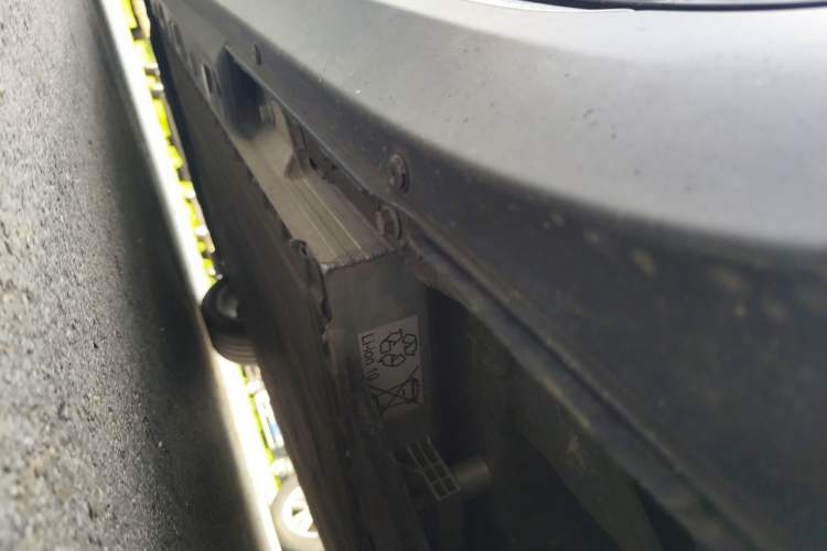 Used Hongqi E-QM5 2022 431 km Charge & Enjoy Edition Chassis Rear Left