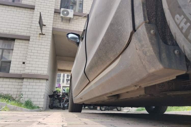 Used Hongqi E-QM5 2022 431 km Charge & Enjoy Edition Chassis Rear Left