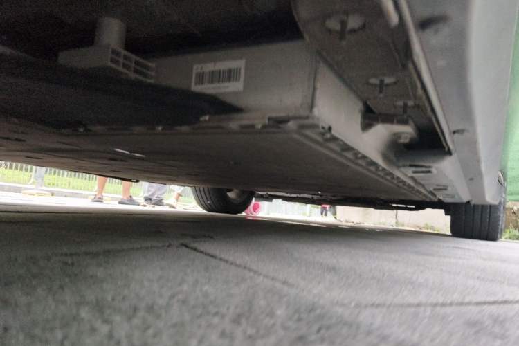 Used Hongqi E-QM5 2022 431 km Charge & Enjoy Edition Chassis Rear Right