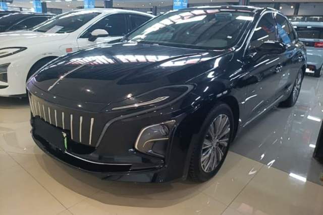 Used Hongqi E-QM5 2022 431 km Charge & Enjoy Edition