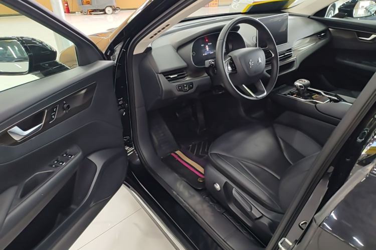 Used Hongqi E-QM5 2022 431 km Charge & Enjoy Edition Driver Seat