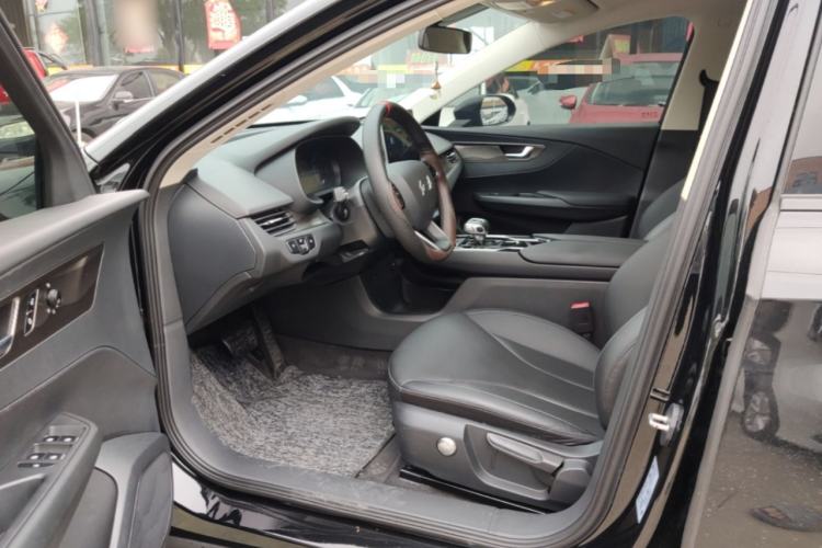 Used Hongqi E-QM5 2022 431 km Charge & Enjoy Edition Driver Seat