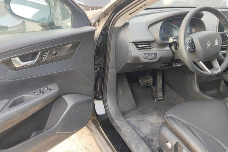 Used Hongqi E-QM5 2022 431 km Charge & Enjoy Edition Driver Seat