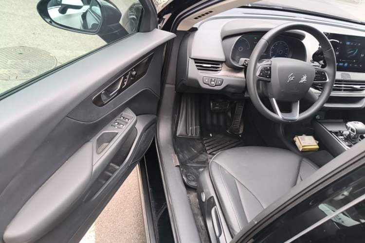 Used Hongqi E-QM5 2022 431 km Charge & Enjoy Edition Driver Seat
