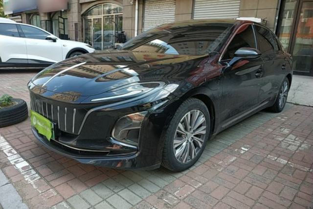 Used Hongqi E-QM5 2022 431 km Charge & Enjoy Edition