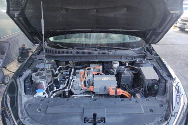 Used Hongqi E-QM5 2022 431 km Charge & Enjoy Edition Engine Bay