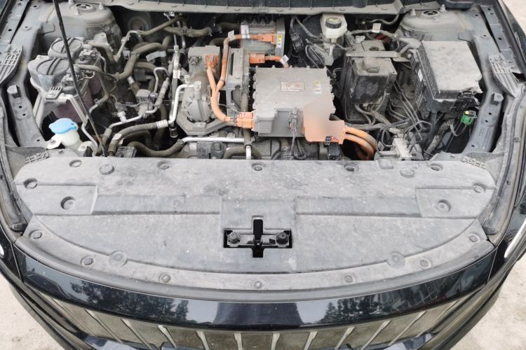 Used Hongqi E-QM5 2022 431 km Charge & Enjoy Edition Engine Bay