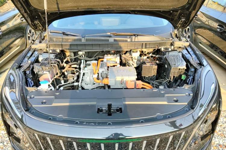 Used Hongqi E-QM5 2022 431 km Charge & Enjoy Edition Engine Bay