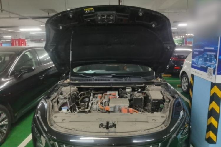 Used Hongqi E-QM5 2022 431 km Charge & Enjoy Edition Engine Bay