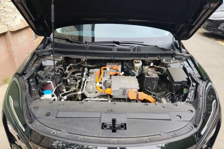 Used Hongqi E-QM5 2022 431 km Charge & Enjoy Edition Engine Bay