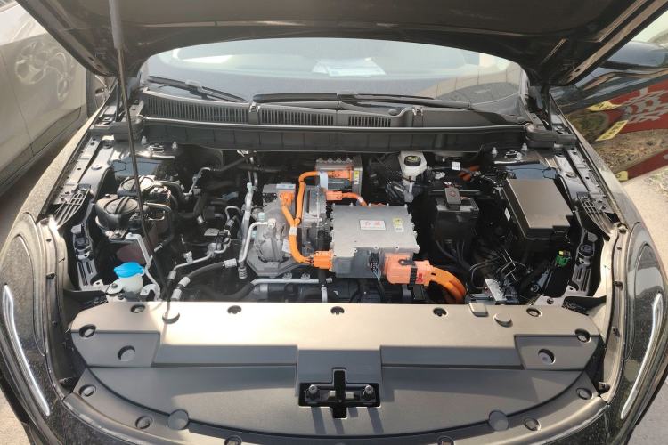 Used Hongqi E-QM5 2022 431 km Charge & Enjoy Edition Engine Bay