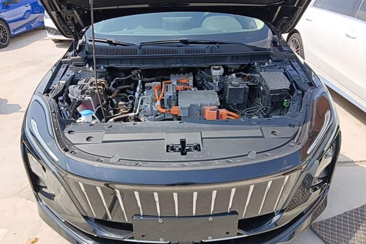 Used Hongqi E-QM5 2022 431 km Charge & Enjoy Edition Engine Bay