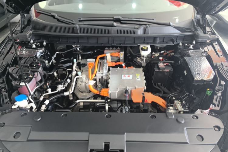 Used Hongqi E-QM5 2022 431 km Charge & Enjoy Edition Engine Bay