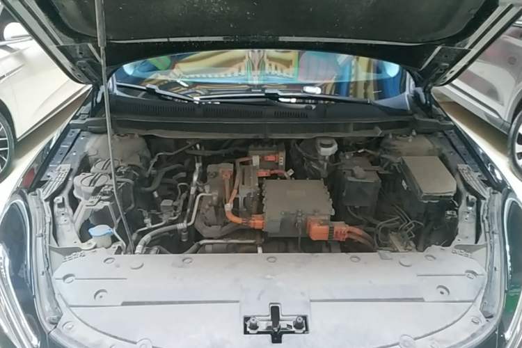Used Hongqi E-QM5 2022 431 km Charge & Enjoy Edition Engine Bay
