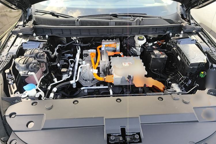 Used Hongqi E-QM5 2022 431 km Charge & Enjoy Edition Engine Bay