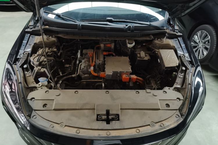 Used Hongqi E-QM5 2022 431 km Charge & Enjoy Edition Engine Bay