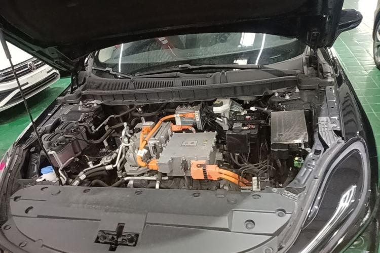 Used Hongqi E-QM5 2022 431 km Charge & Enjoy Edition Engine Bay