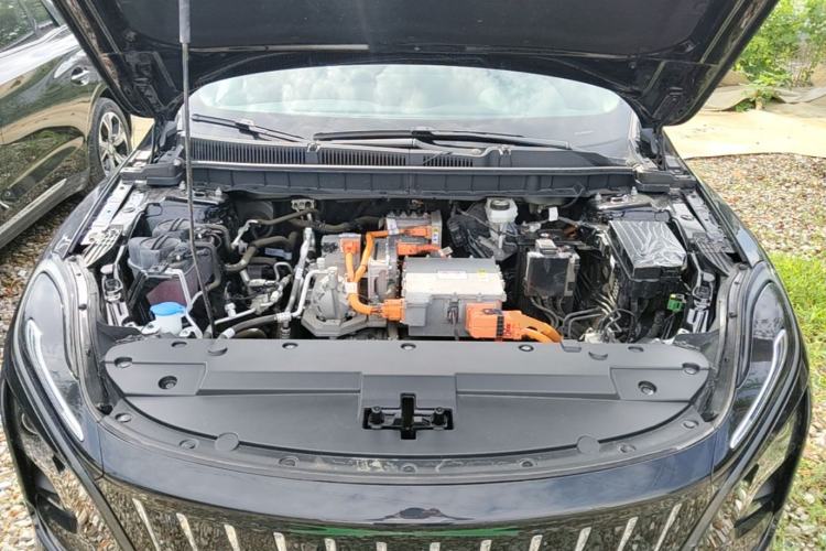 Used Hongqi E-QM5 2022 431 km Charge & Enjoy Edition Engine Bay