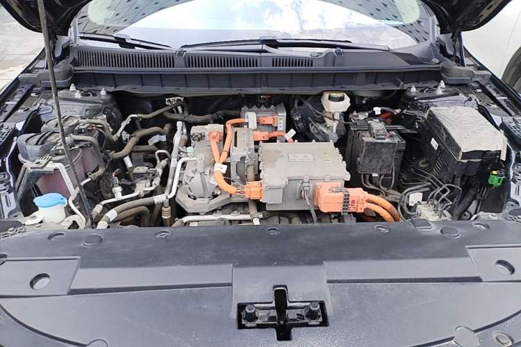 Used Hongqi E-QM5 2022 431 km Charge & Enjoy Edition Engine Bay