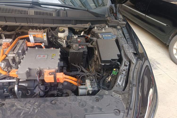 Used Hongqi E-QM5 2022 431 km Charge & Enjoy Edition Engine Bay Left