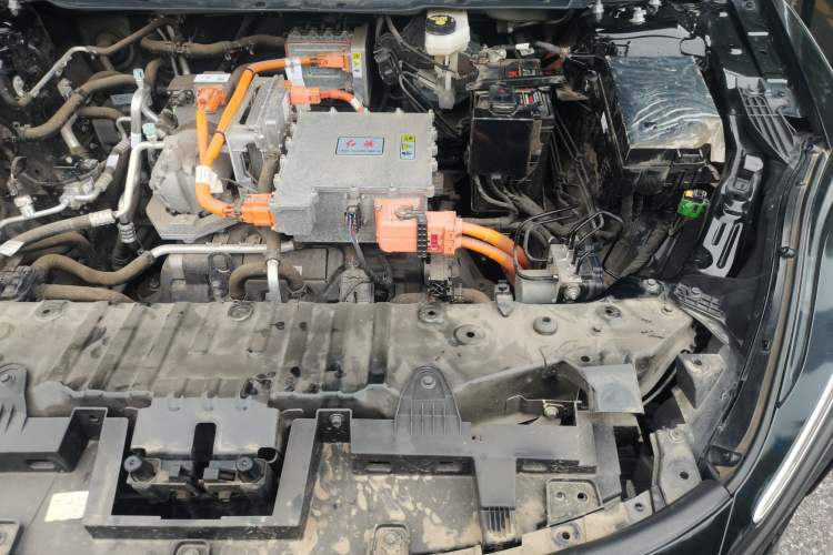 Used Hongqi E-QM5 2022 431 km Charge & Enjoy Edition Engine Bay Left