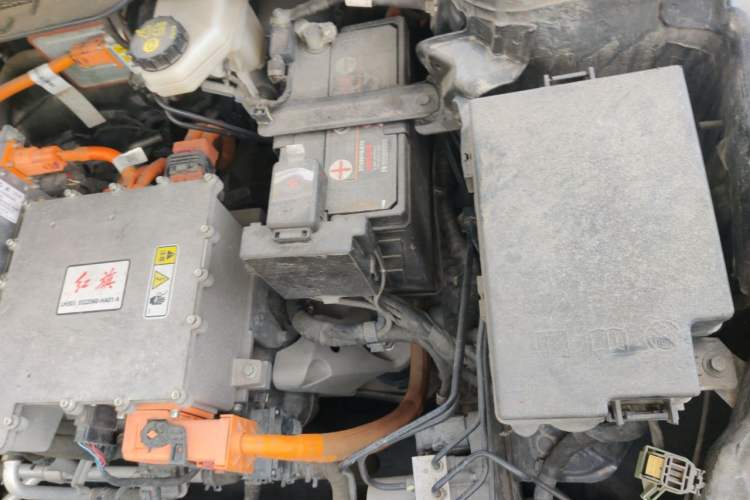 Used Hongqi E-QM5 2022 431 km Battery-Swap Enjoyment Version Engine Bay Left