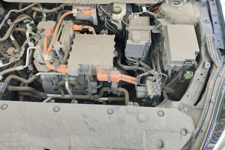 Used Hongqi E-QM5 2022 431 km Charge & Enjoy Edition Engine Bay Left