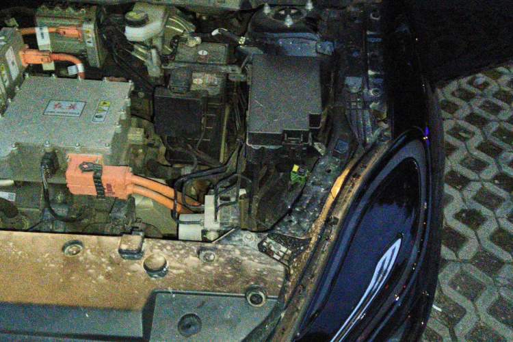Used Hongqi E-QM5 2022 431 km Charge & Enjoy Edition Engine Bay Left
