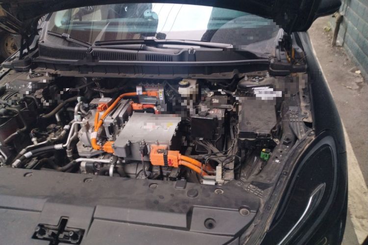 Used Hongqi E-QM5 2022 431 km Charge & Enjoy Edition Engine Bay Left