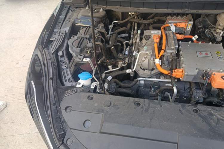 Used Hongqi E-QM5 2022 431 km Charge & Enjoy Edition Engine Bay Right