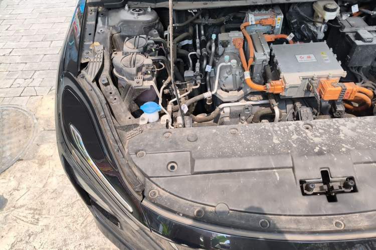 Used Hongqi E-QM5 2022 431 km Charge & Enjoy Edition Engine Bay Right